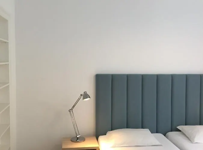 Be Marques * ליסבון