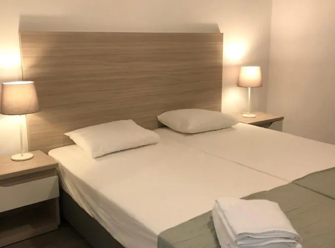 Be Marques منزل للإقامة