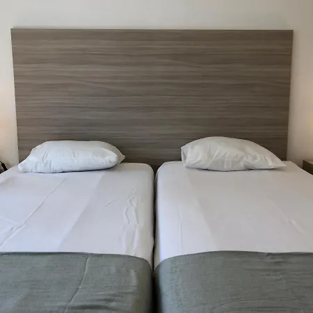 Be Marquês Quarto em Acomodações Particulares *