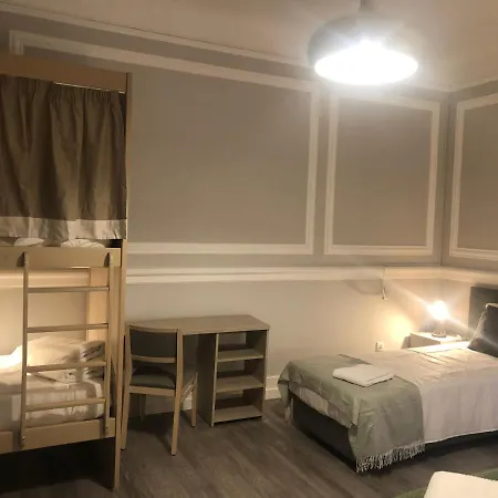 Be Marquês Quarto em Acomodações Particulares *