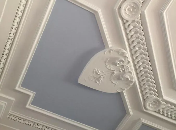 Be Marquês Quarto em Acomodações Particulares *