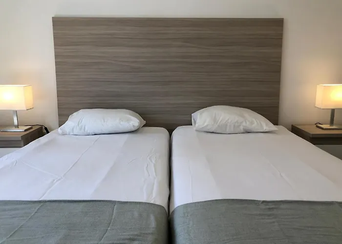 Be Marquês Quarto em Acomodações Particulares *