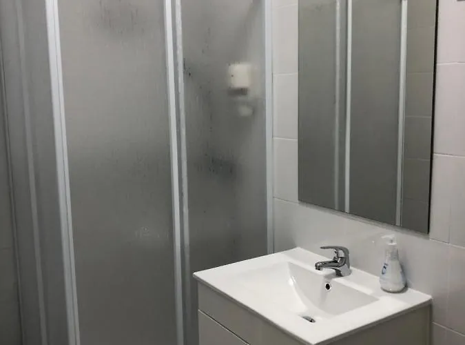 Be Marquês Quarto em Acomodações Particulares *